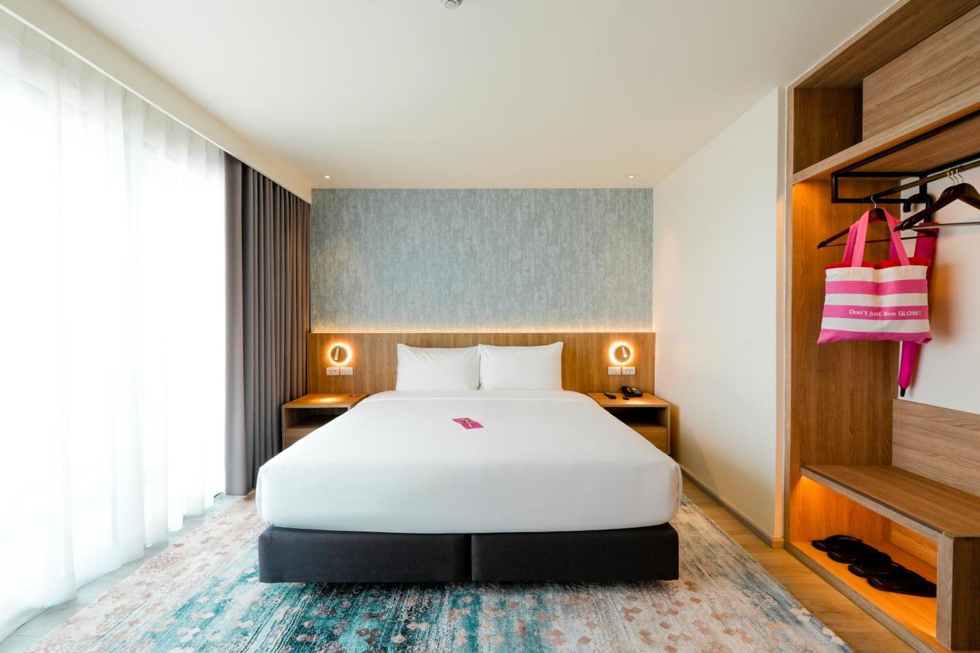 Glow Bangkok Riverside Room photo